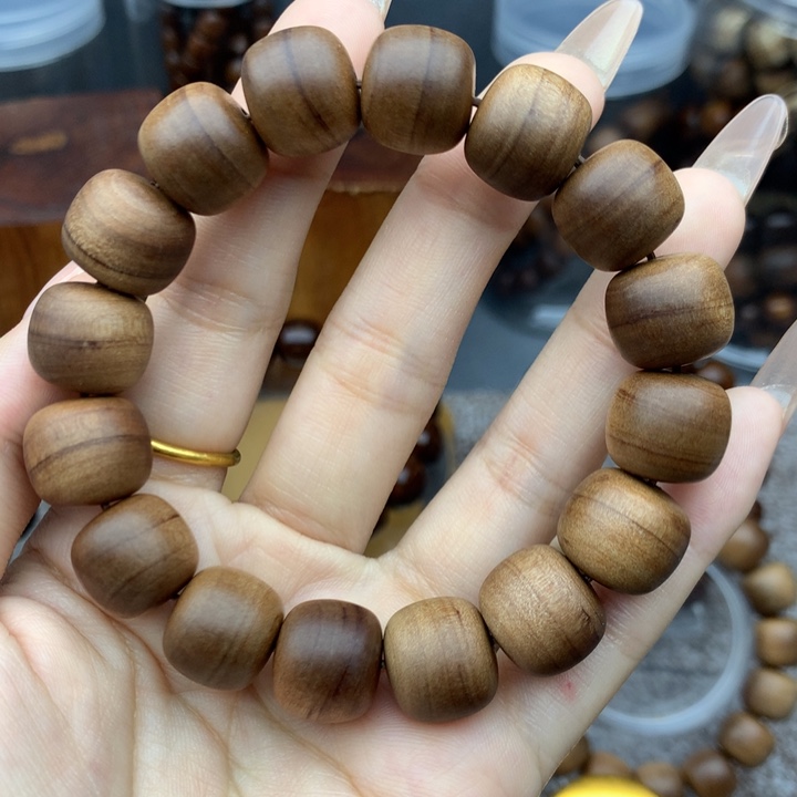 檀香木印度迈索尔老山檀13-14横纹