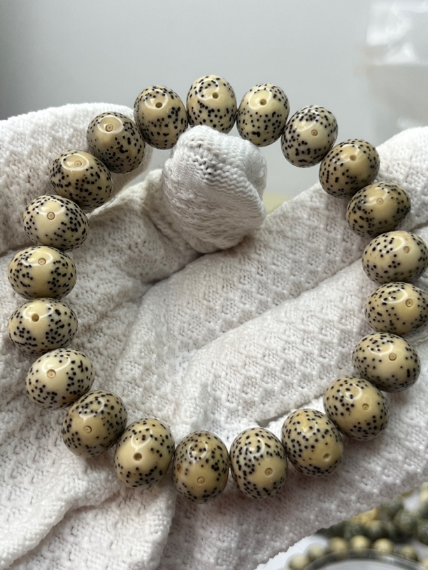 苹果珠大尺寸卡13海南原生态星月菩提