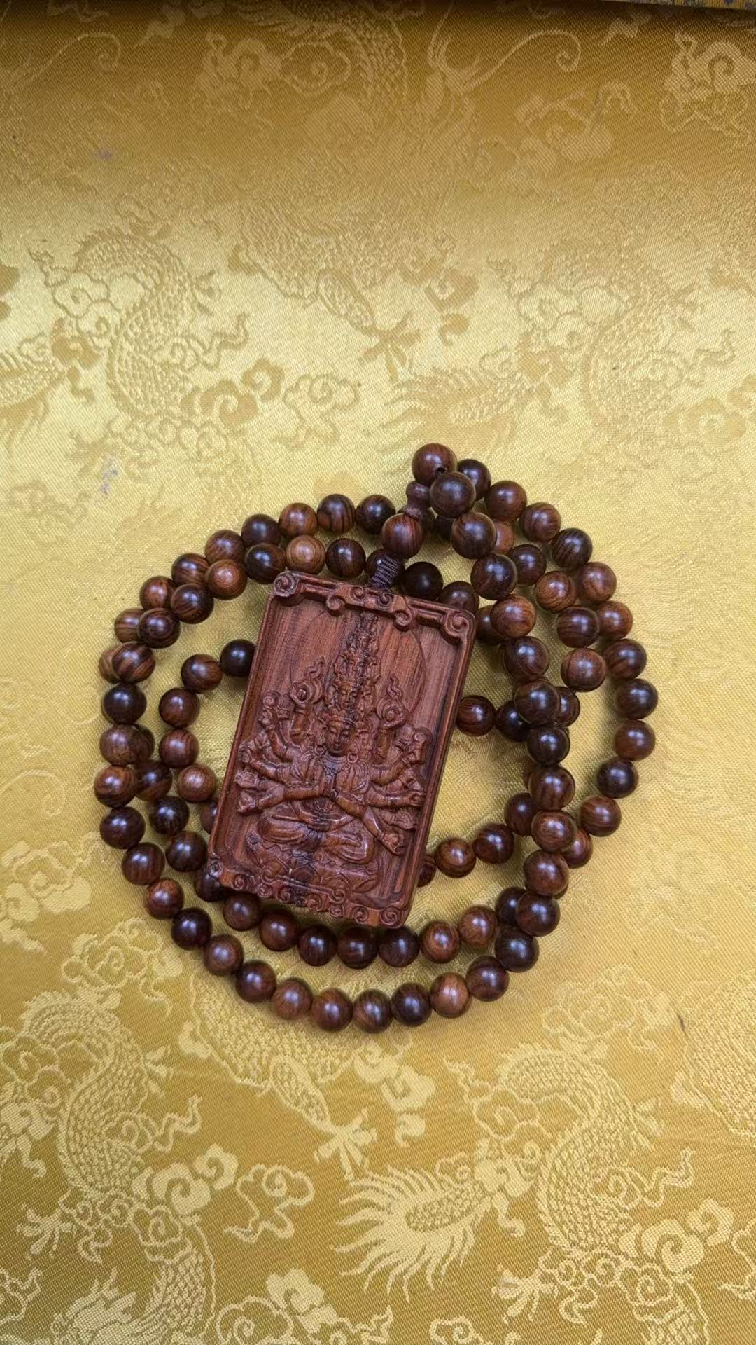 【闪购商品】花梨千手吊坠