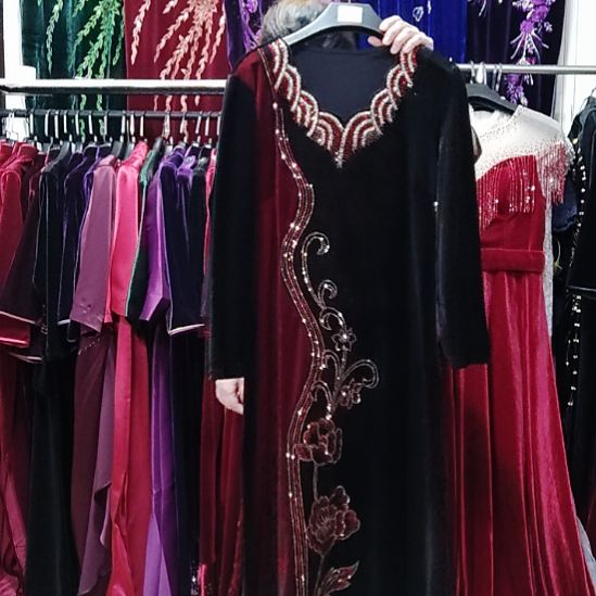 黑红色拼接v领重工中长连衣裙XL125斤以内2XL135斤以内3XL145斤内