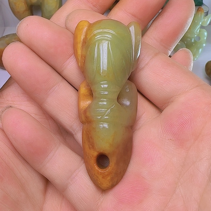 和田玉吊坠(不含链)未镶嵌