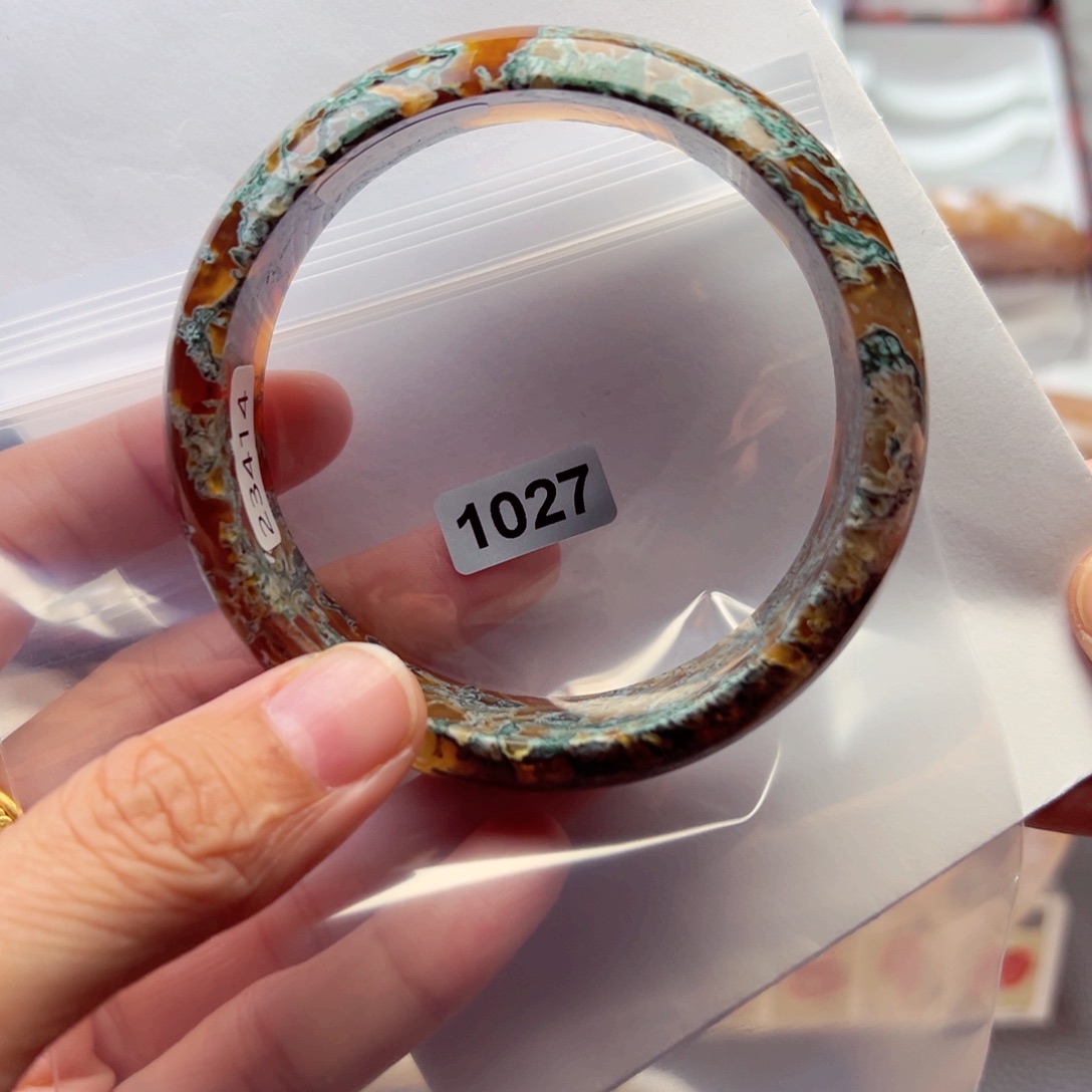 玛瑙/玉髓手镯未镶嵌孤**我