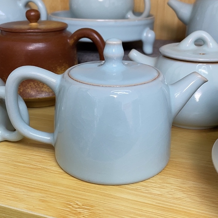 壶天青手工精修汉铎壶1铁点