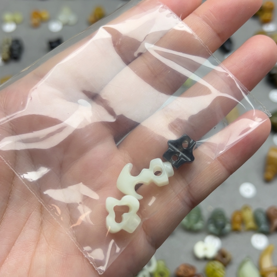 B***a蛇纹石玉未镶嵌配珠
