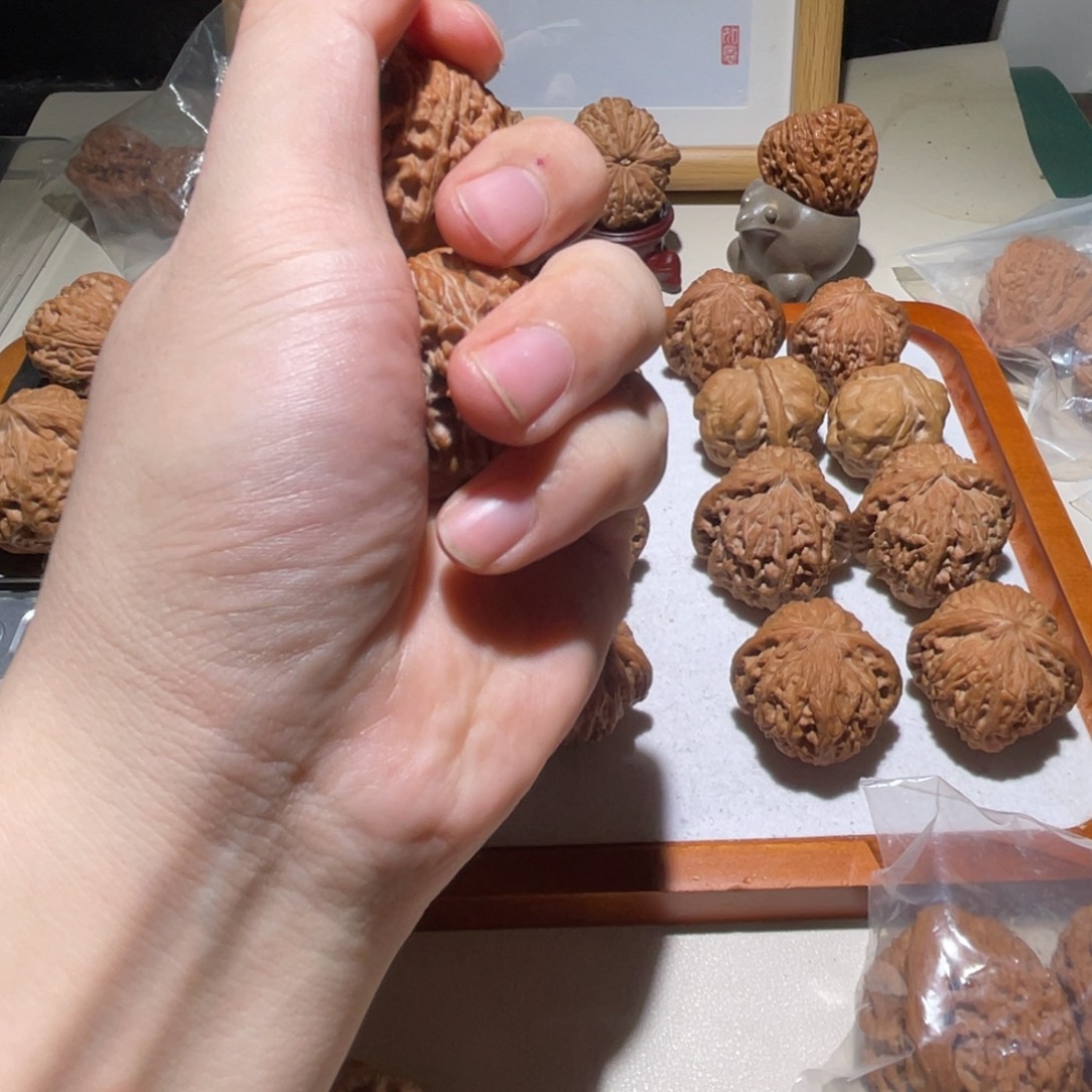 甜***华文玩核桃吊坠40磨盘