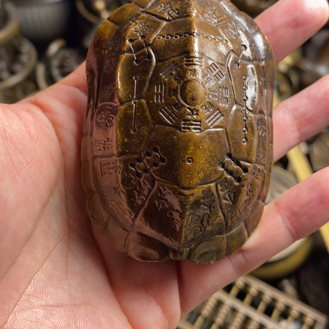 精美铜器做工精良