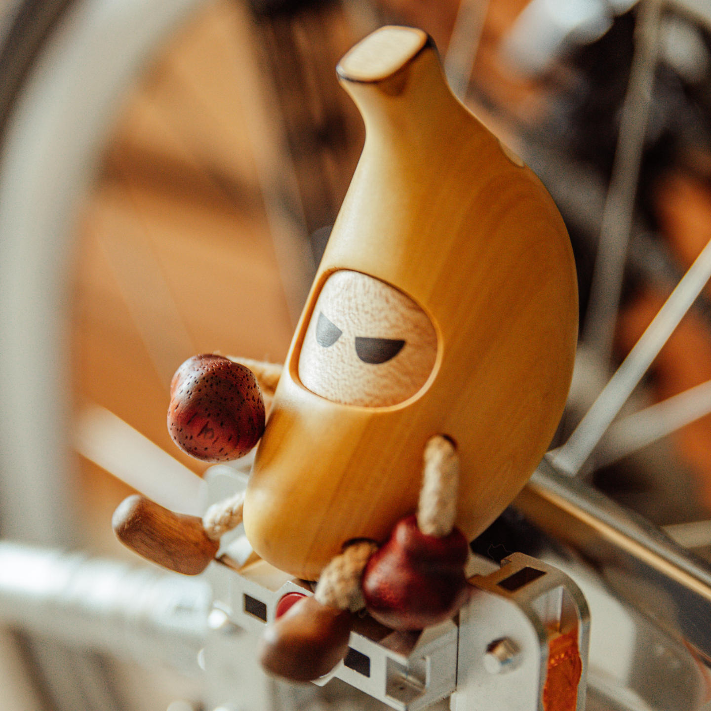 创意实木拳击蕉练香蕉摆件原上城原创设计高端礼品日常送礼