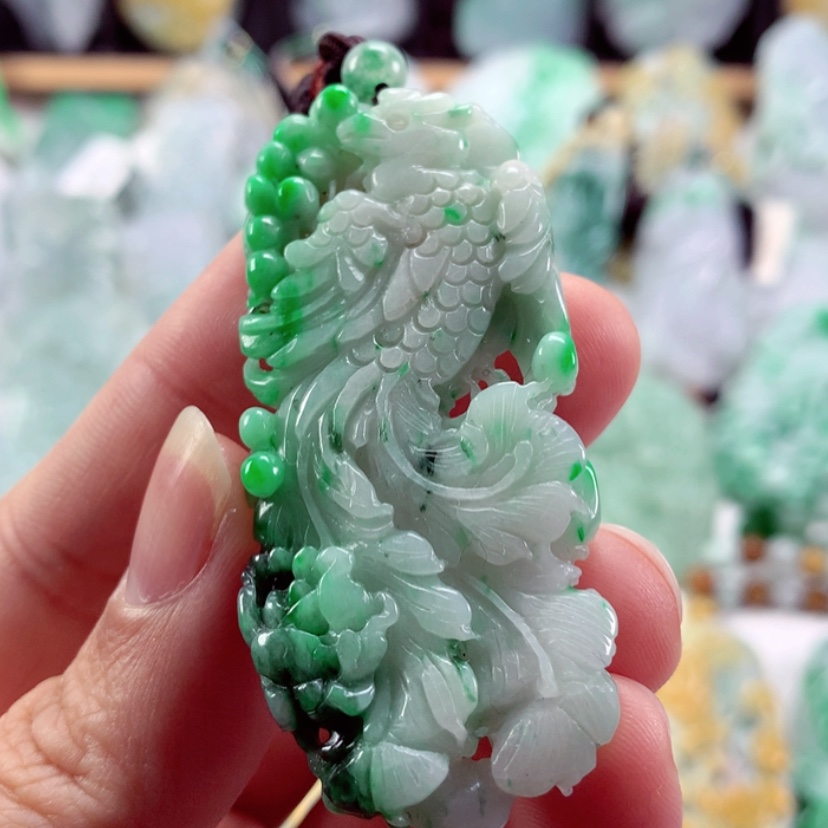 【闪购商品】翡翠吊坠(不含链)未镶嵌