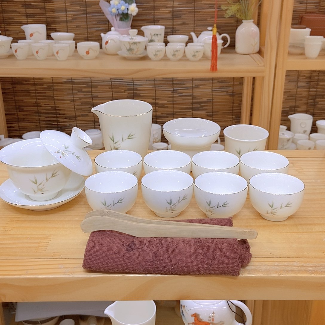 羊脂玉瓷茶具套装