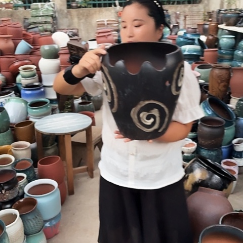 口25高31一个盆子。 