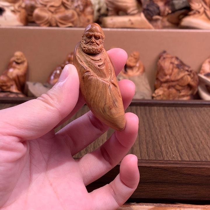 柏木（崖柏）根雕摆件