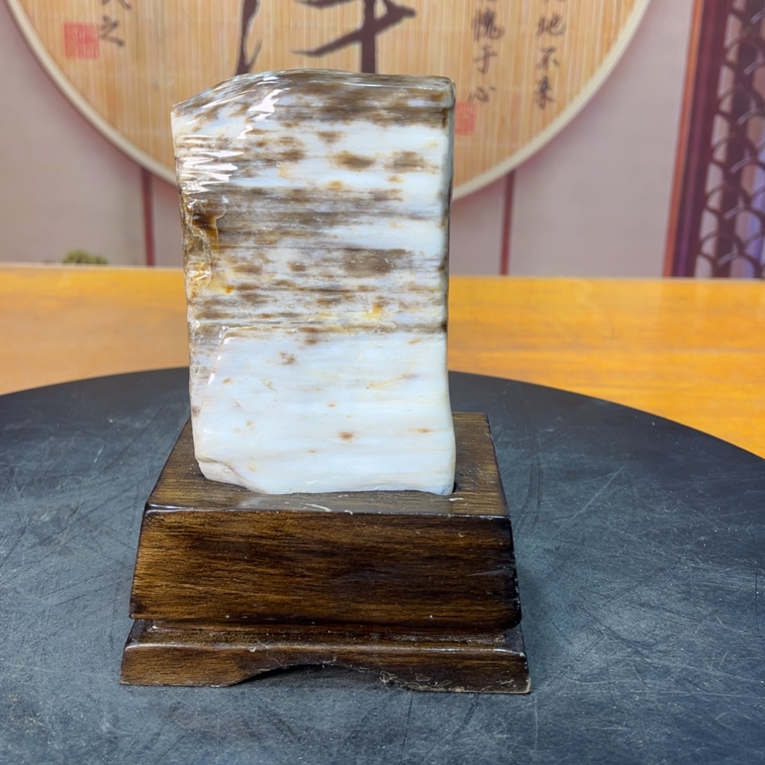 硅化玉（树化玉）未镶嵌摆件