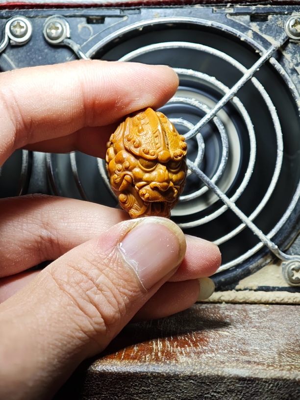 橄榄核谛听三通定制