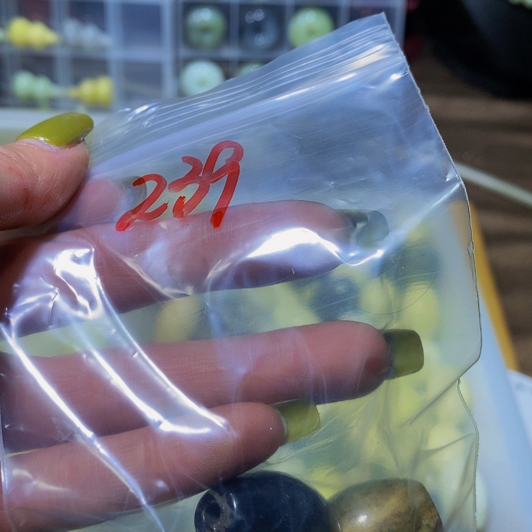 蛇纹石玉其他未镶嵌239