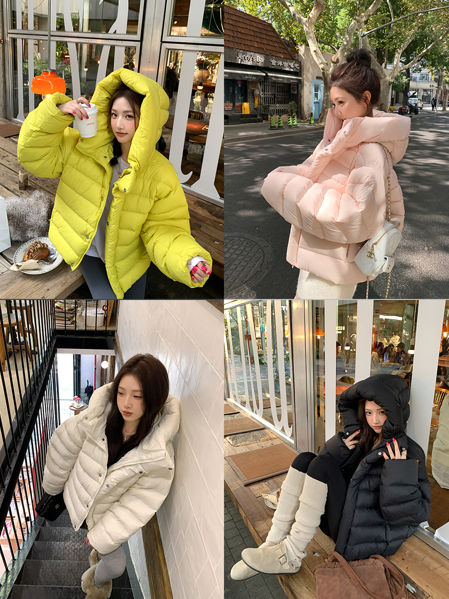 2025冬季新款95白鸭绒保暖显瘦排骨风云朵泡芙短款连帽羽绒服女