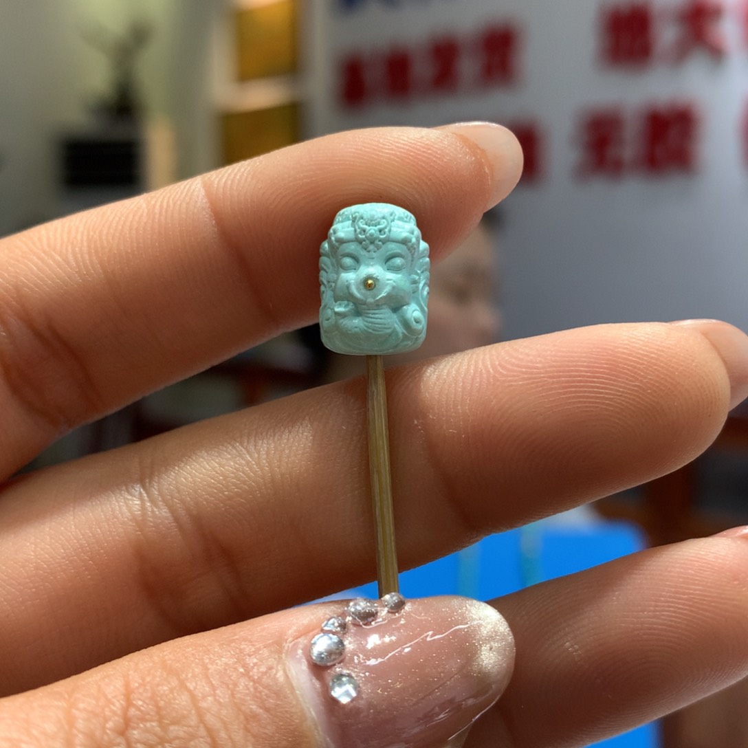 绿松石配饰未镶嵌
