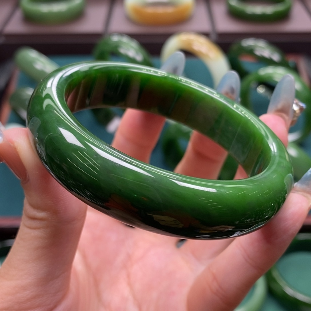 和田玉（碧玉）未镶嵌手镯5859