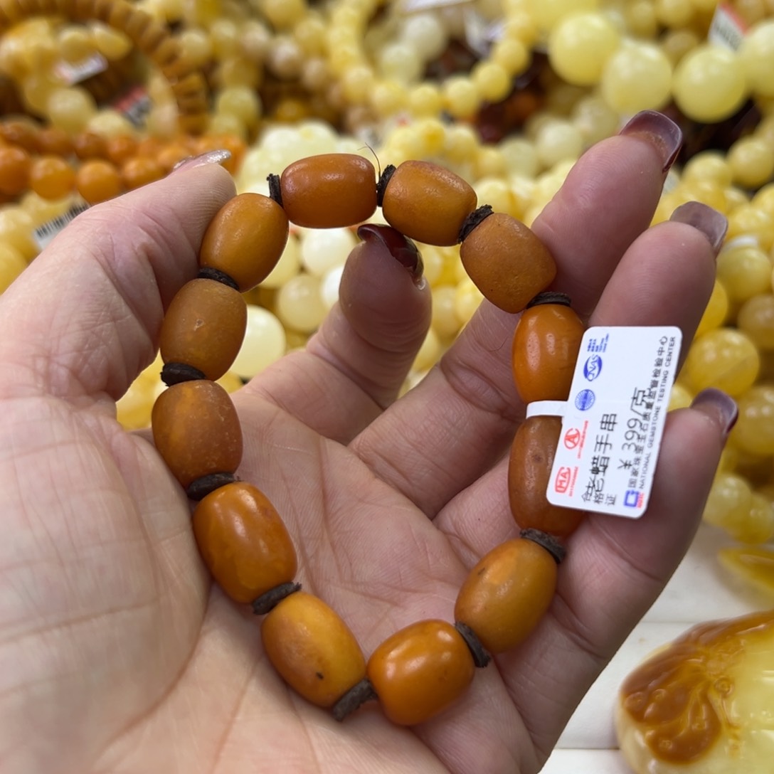 琥珀珠宝奇石未镶嵌