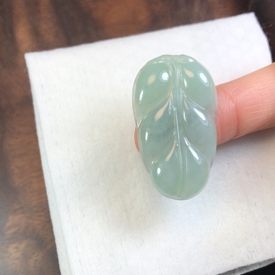 翡翠未镶嵌颈饰缅甸A货，每天下午1点半开播