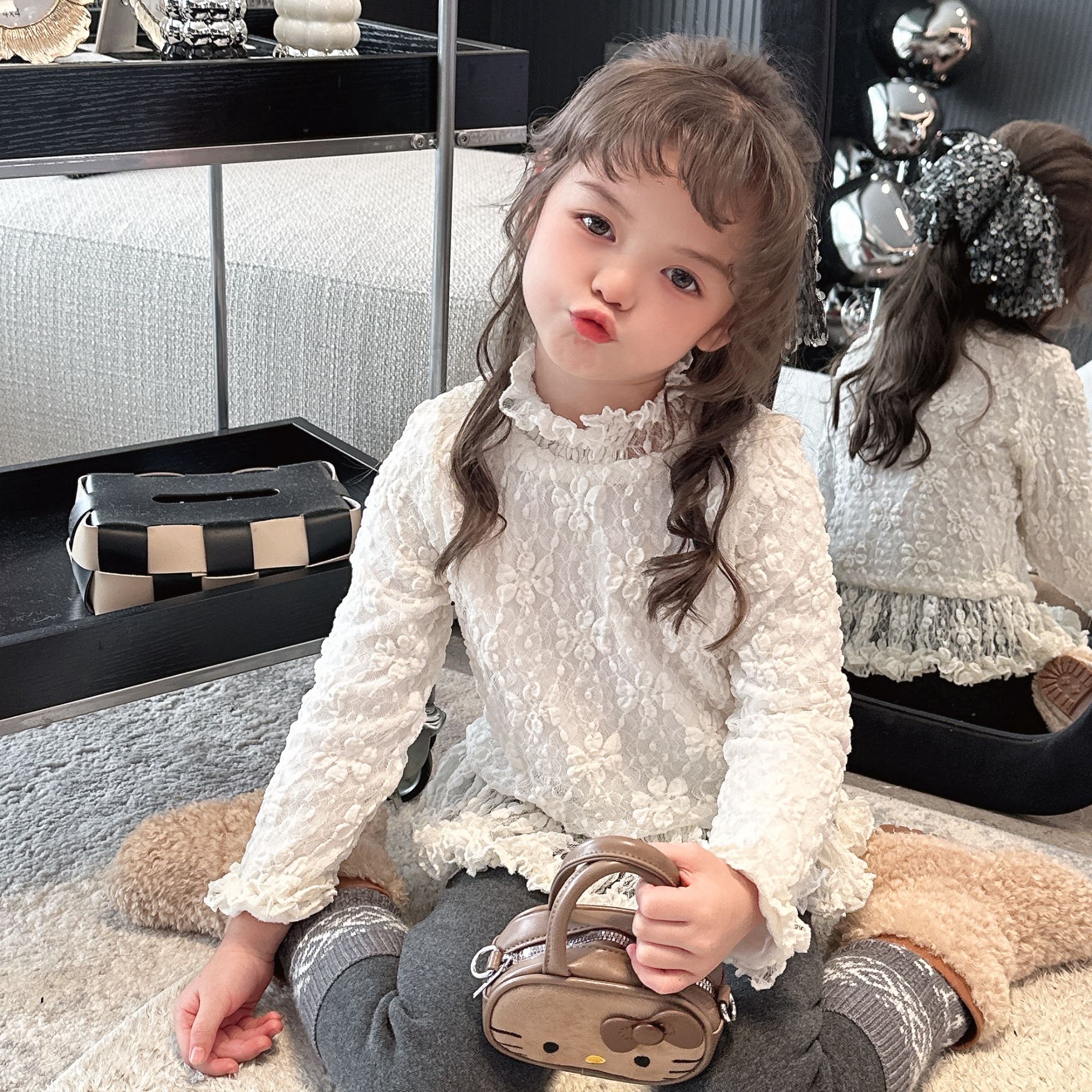 【馒头家】K【新款】花边木耳领蕾丝上衣女童冬季精致气质打底衫