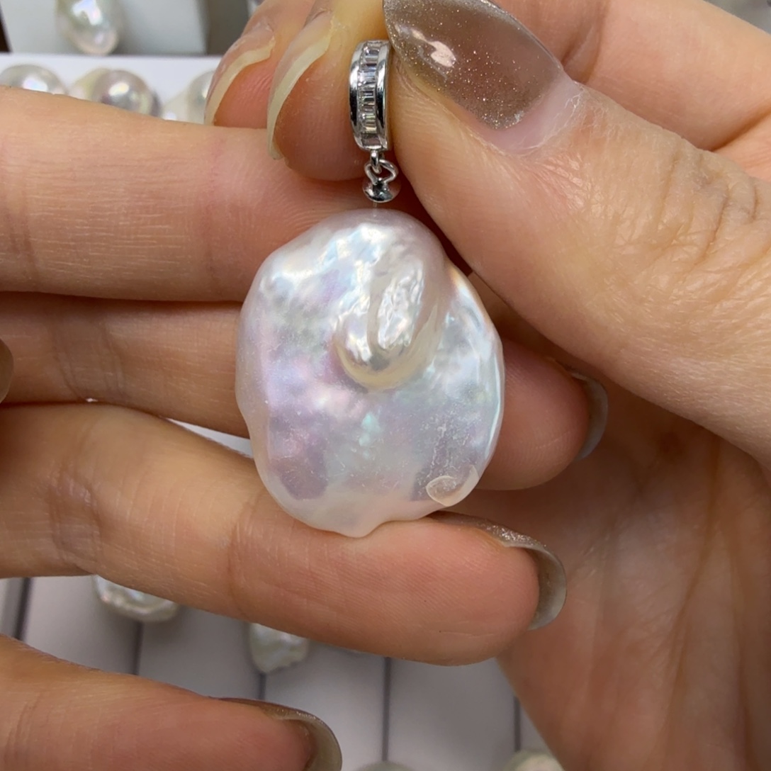 颈饰银S925镶嵌淡水珍珠