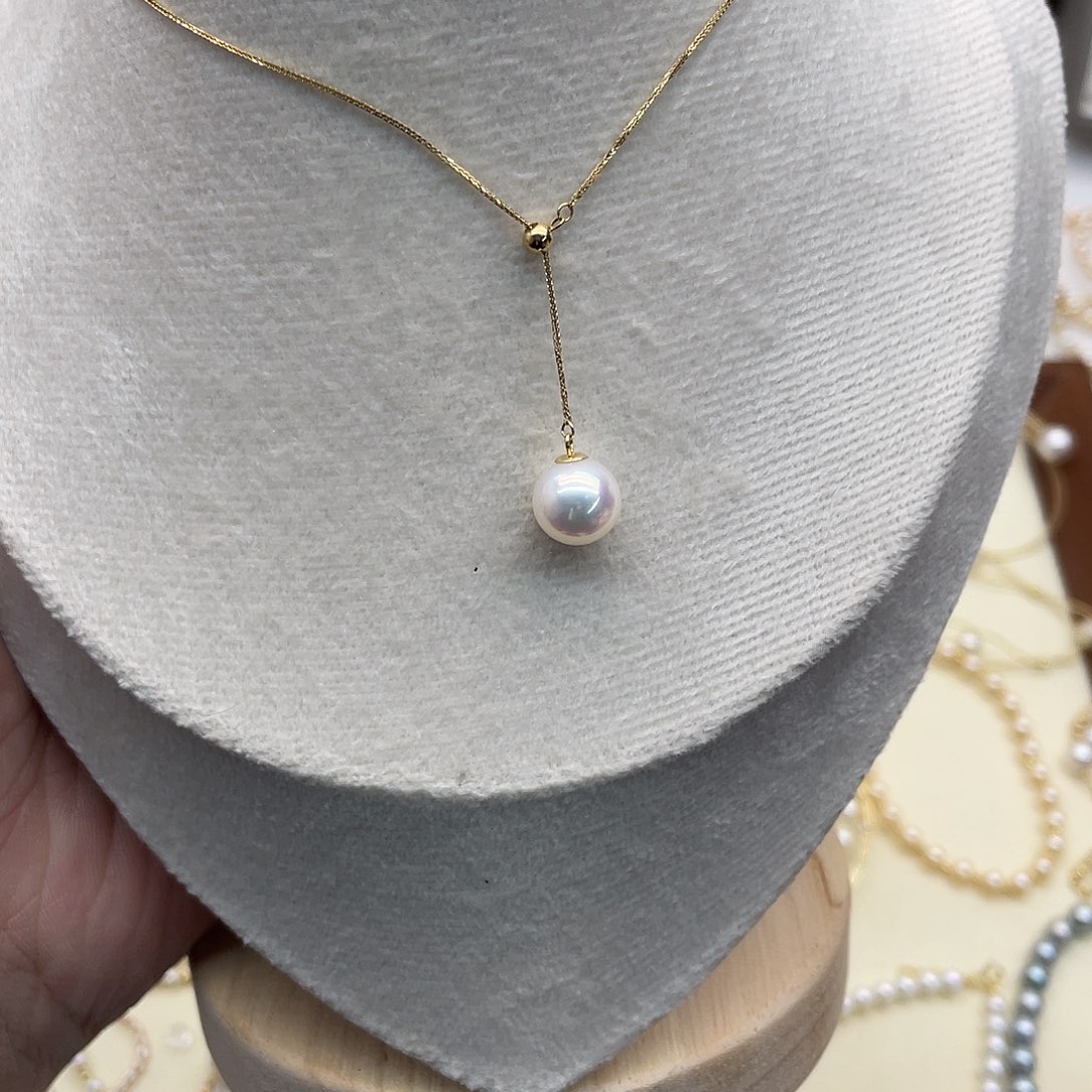 18K金镶嵌海水珍珠颈饰