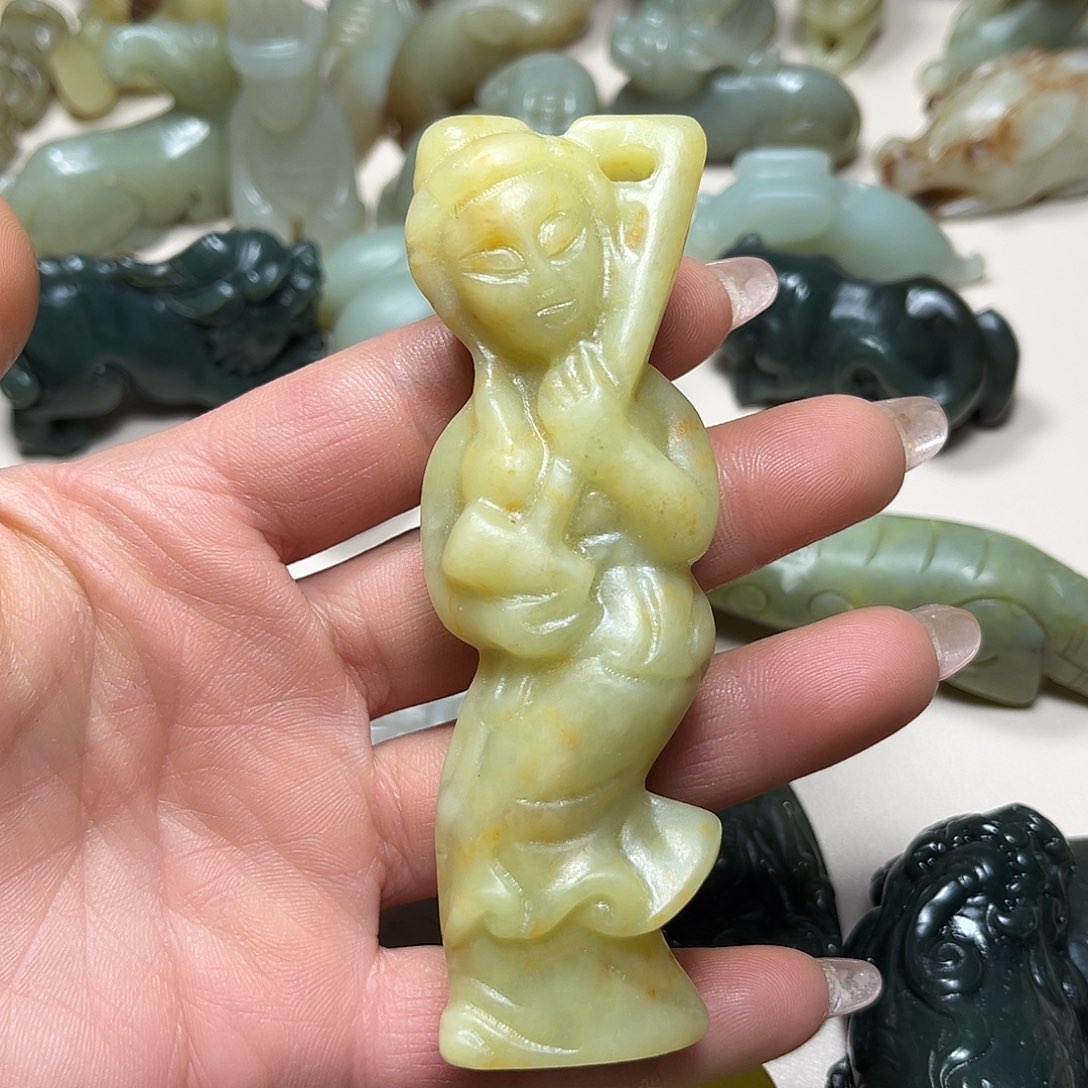 白玉菩提吊坠白玉菩提吊坠