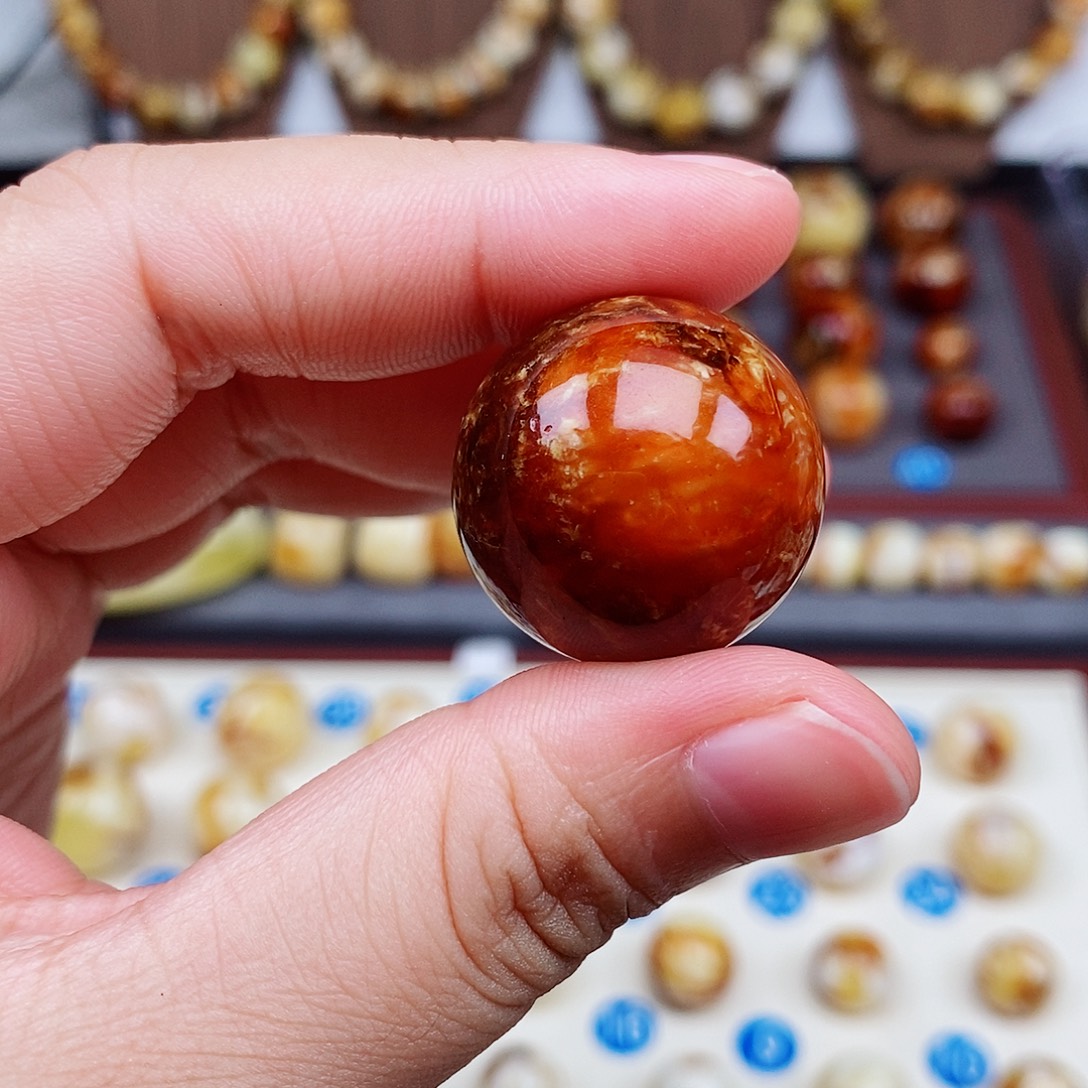 明***.未镶嵌琥珀裸石蜜蜡