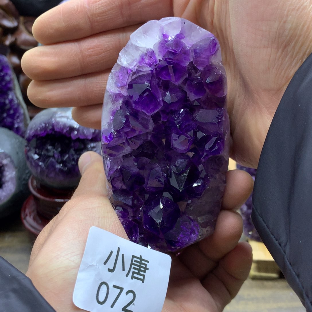 紫晶大型摆件（非配饰）未镶嵌