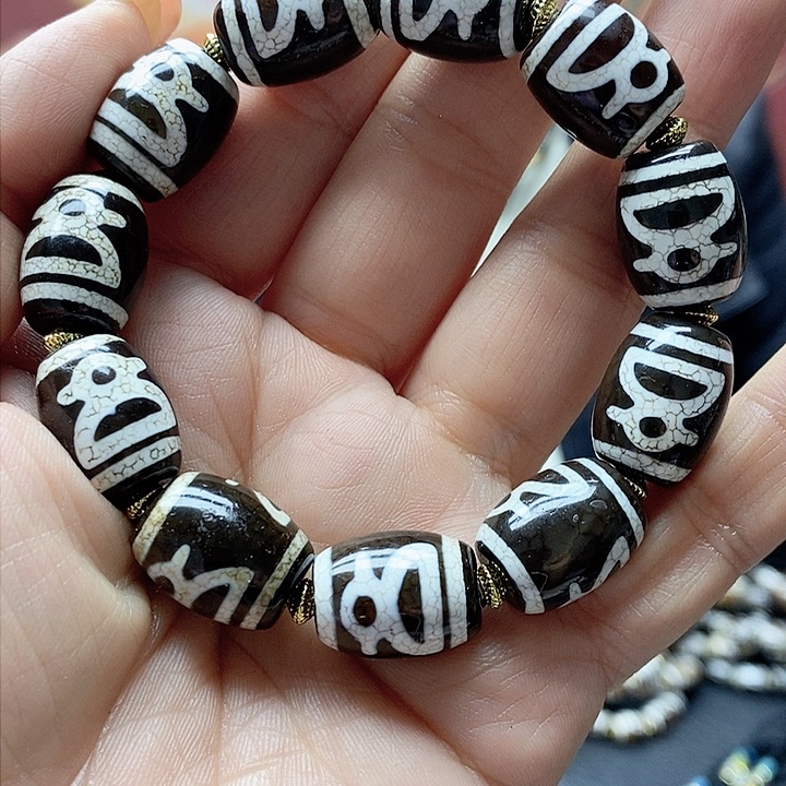 玛瑙/玉髓颈饰合金