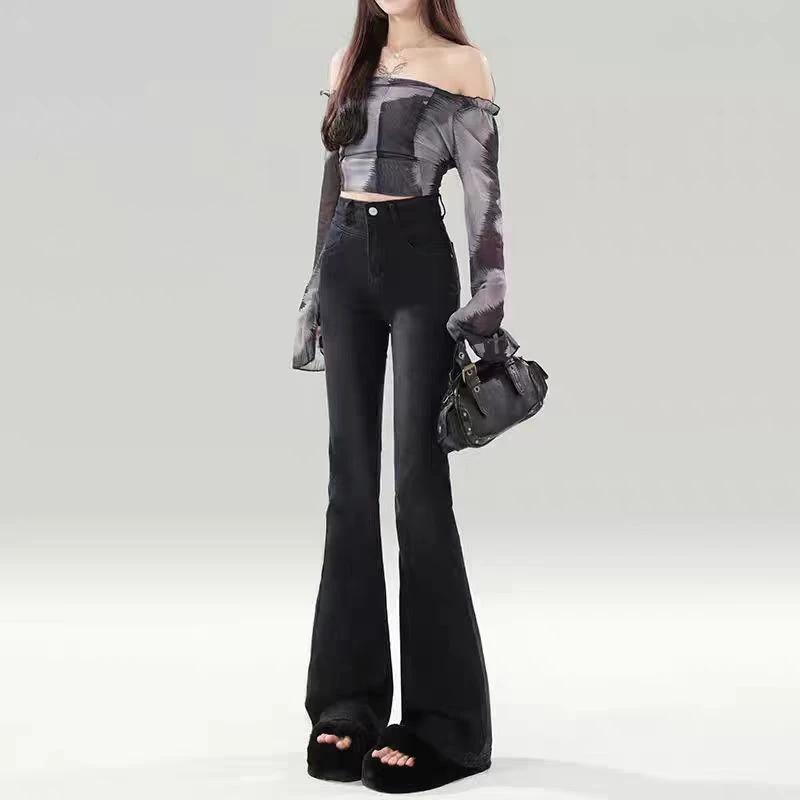 2025新款大码黑灰色微喇牛仔裤女梨型身材高腰弹力显瘦喇叭裤