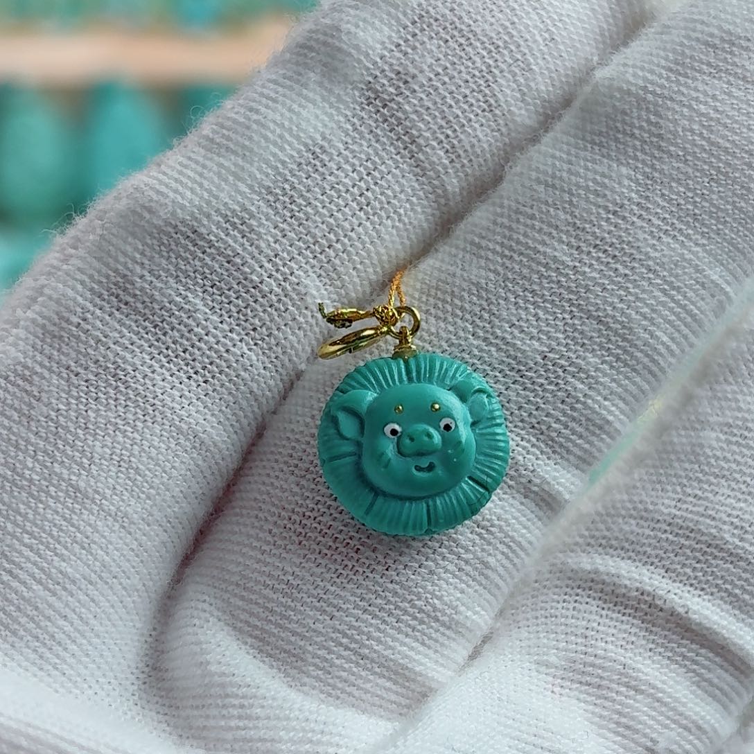 绿松石未镶嵌珠宝奇石