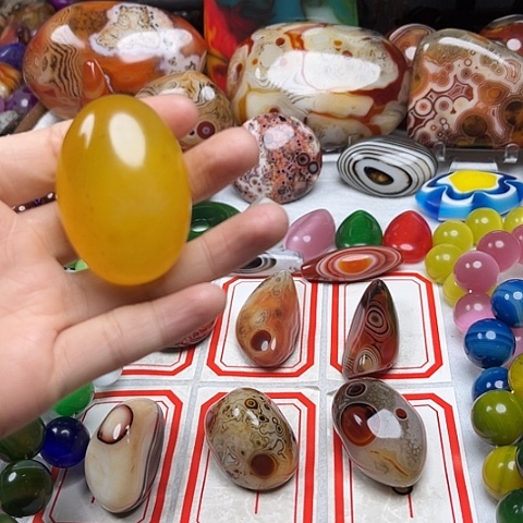 玛瑙/玉髓颈饰未镶嵌