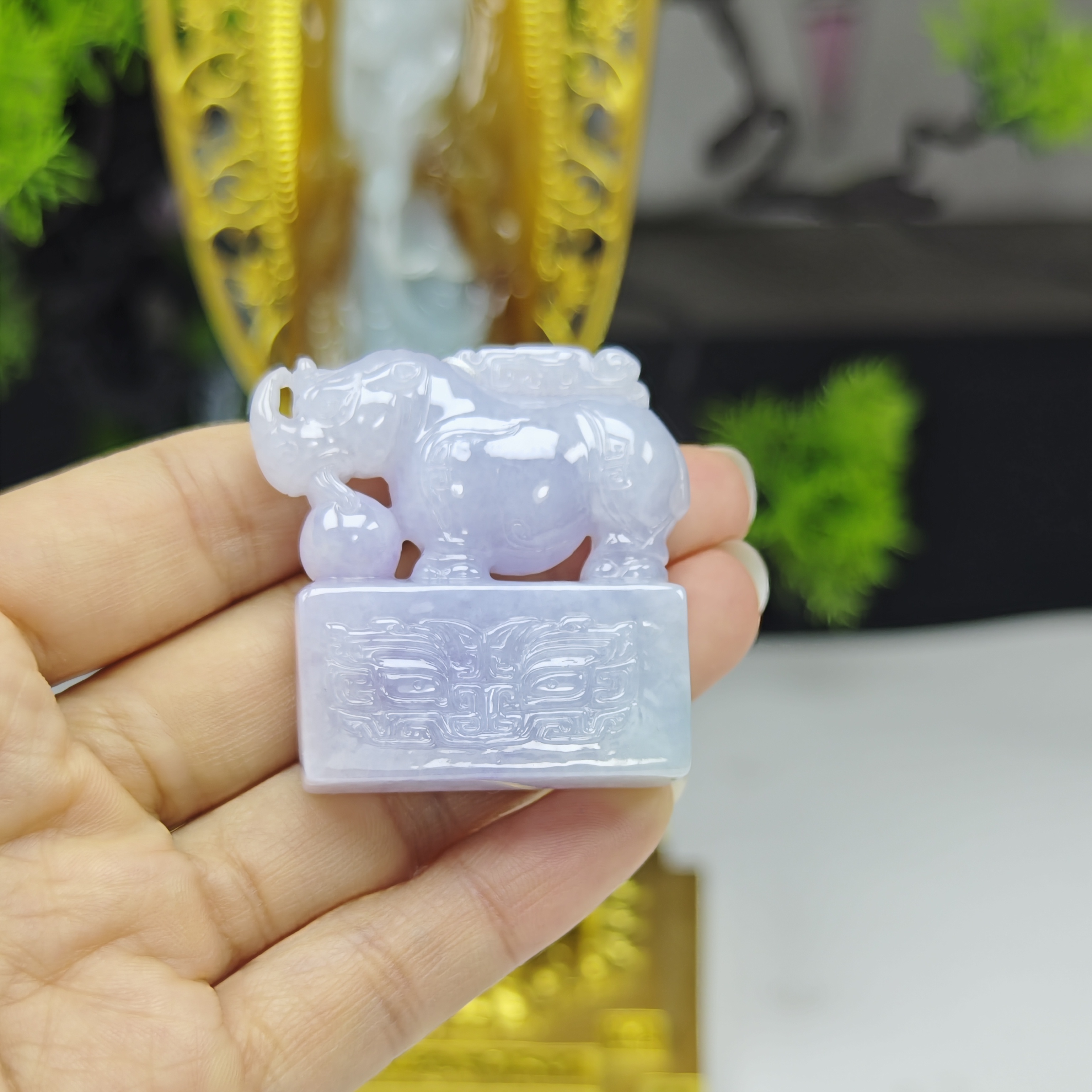 天然缅甸A货翡翠冰种仿古印章吊坠，成品尺寸40.5*40.9*12.1mm