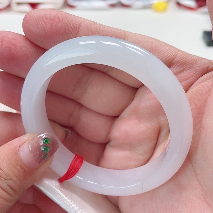 翡翠手镯未镶嵌缅甸翡翠手镯55圈