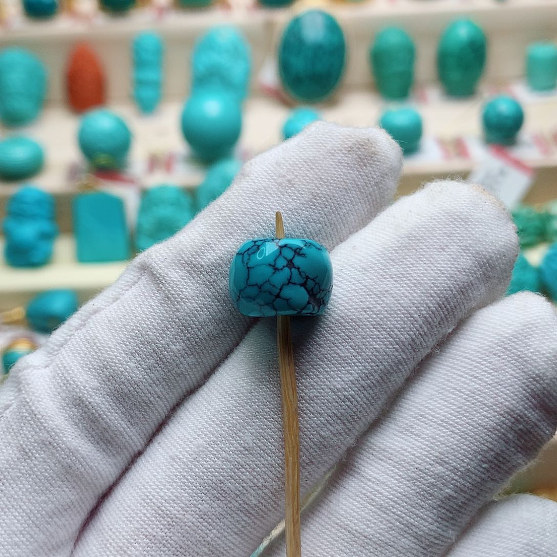 绿松石配饰未镶嵌