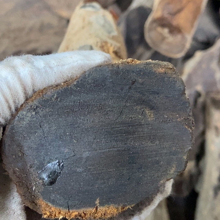 缺***奇贡木把件定制产品开料