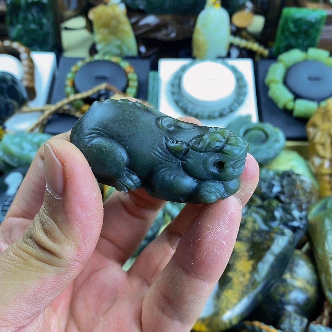 岫岩河磨玉（透闪石质玉）手把未镶嵌