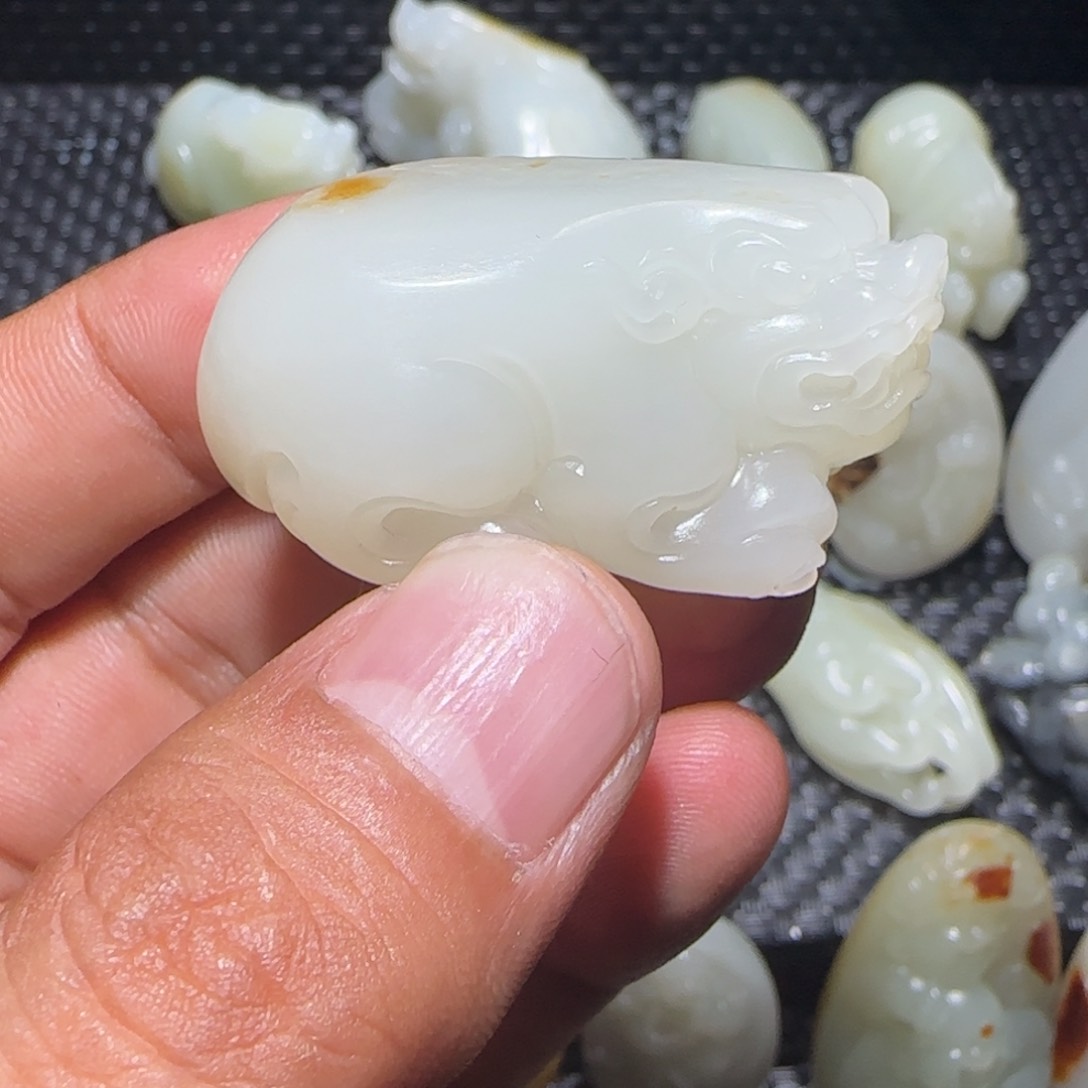 和田玉挂件未镶嵌沧*笑