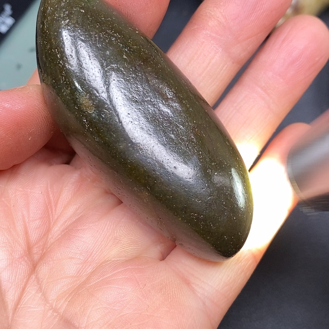 和田玉未镶嵌珠宝奇石