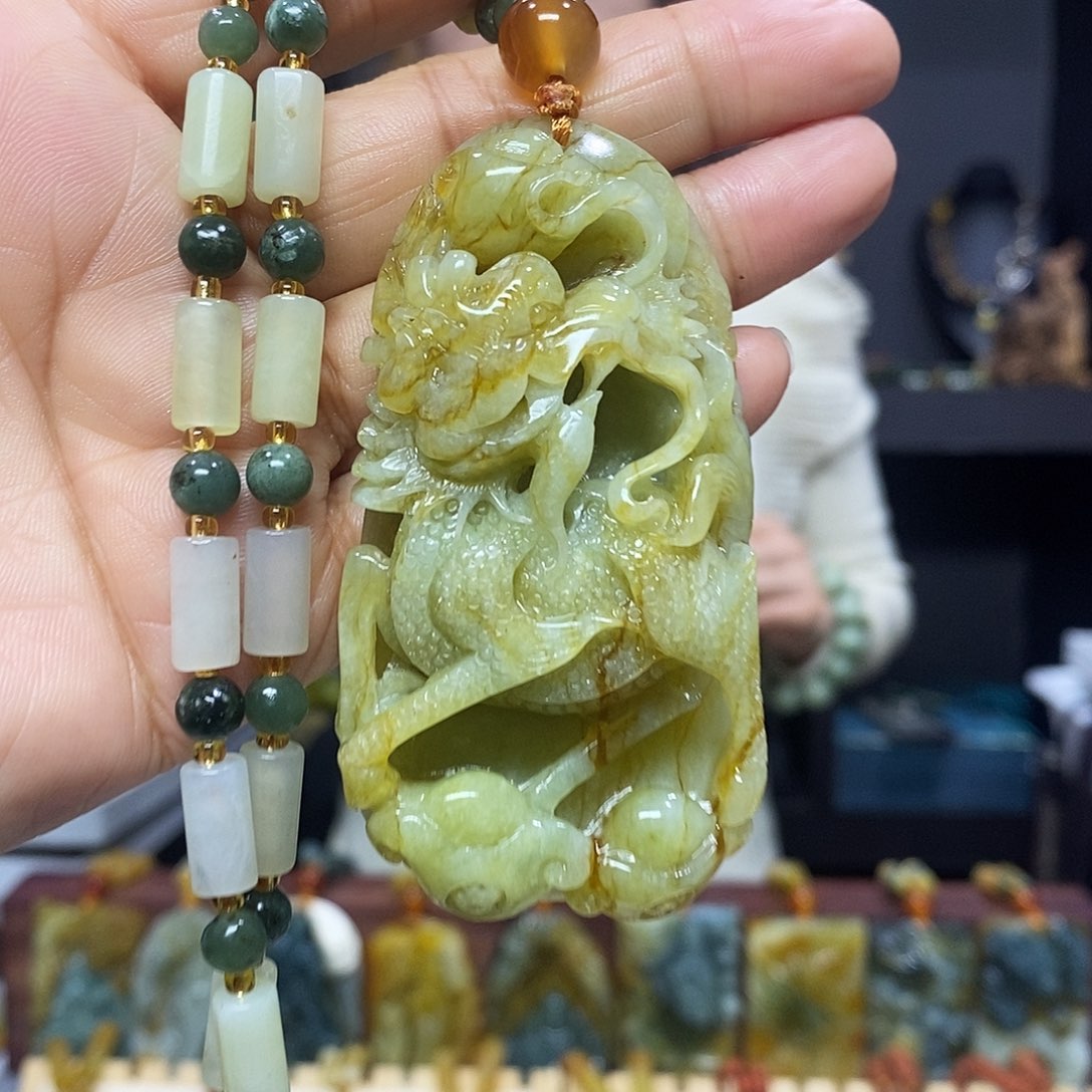 未镶嵌岫玉挂件挂件