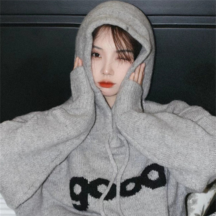 日系复古温柔风连帽针织衫上衣女早秋外穿慵懒高级感软糯毛衣外套