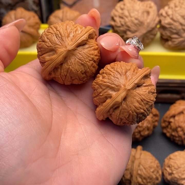 小****把件文玩核桃129乾隆磨37