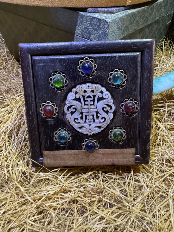 【闪购商品】镶嵌八宝木盒複古風工藝方形完整