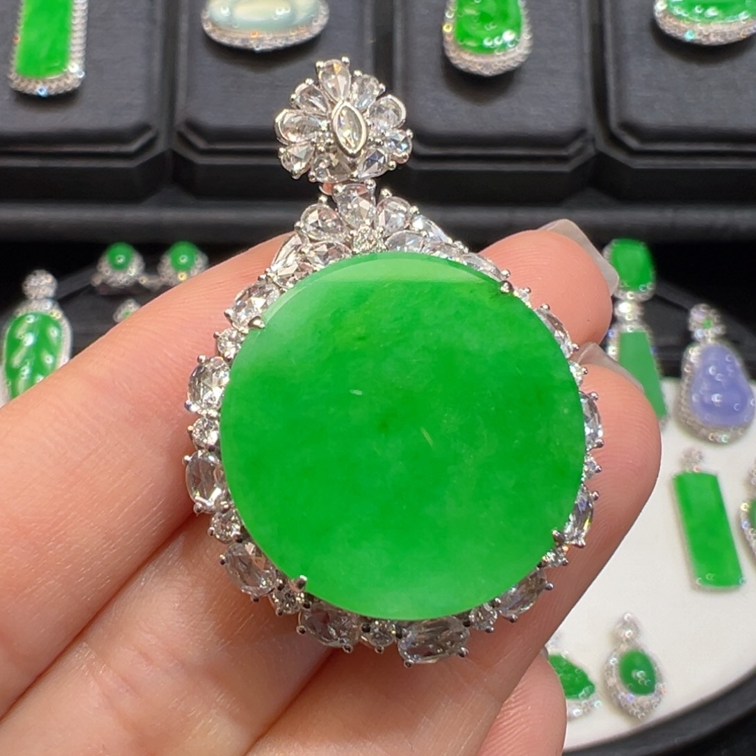 翡翠18K金镶嵌吊坠(不含链)收到货48小时鉴赏期