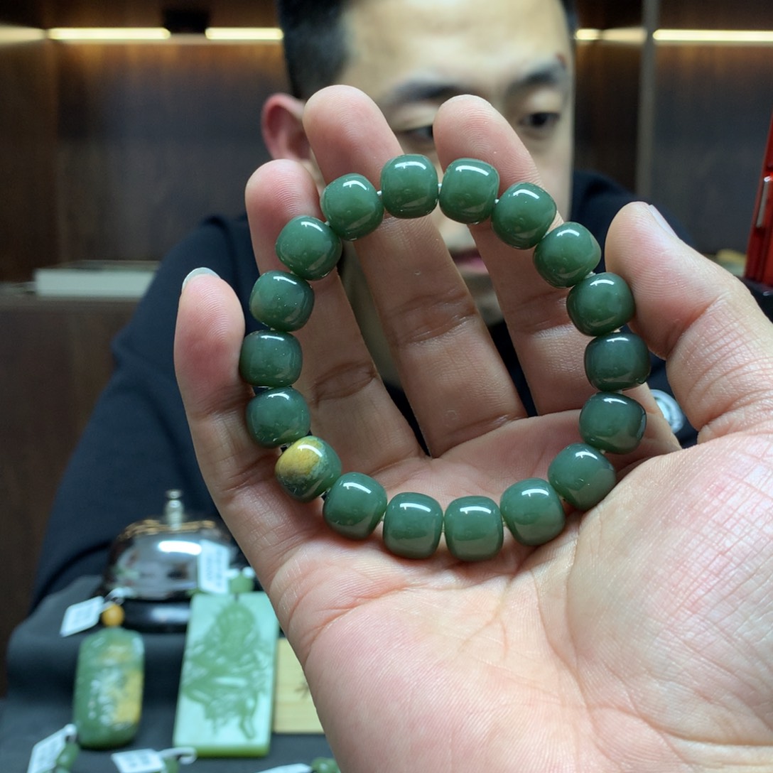 岫岩河磨玉（透闪石质玉）手链未镶嵌①*③