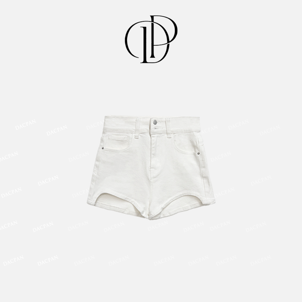 DACPAN-“长腿女团裤”2扣A字半弯牛仔短裤 2025/盼·PP 1258