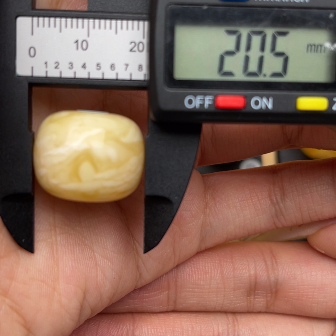 琥珀未镶嵌裸石蜜蜡墩子静