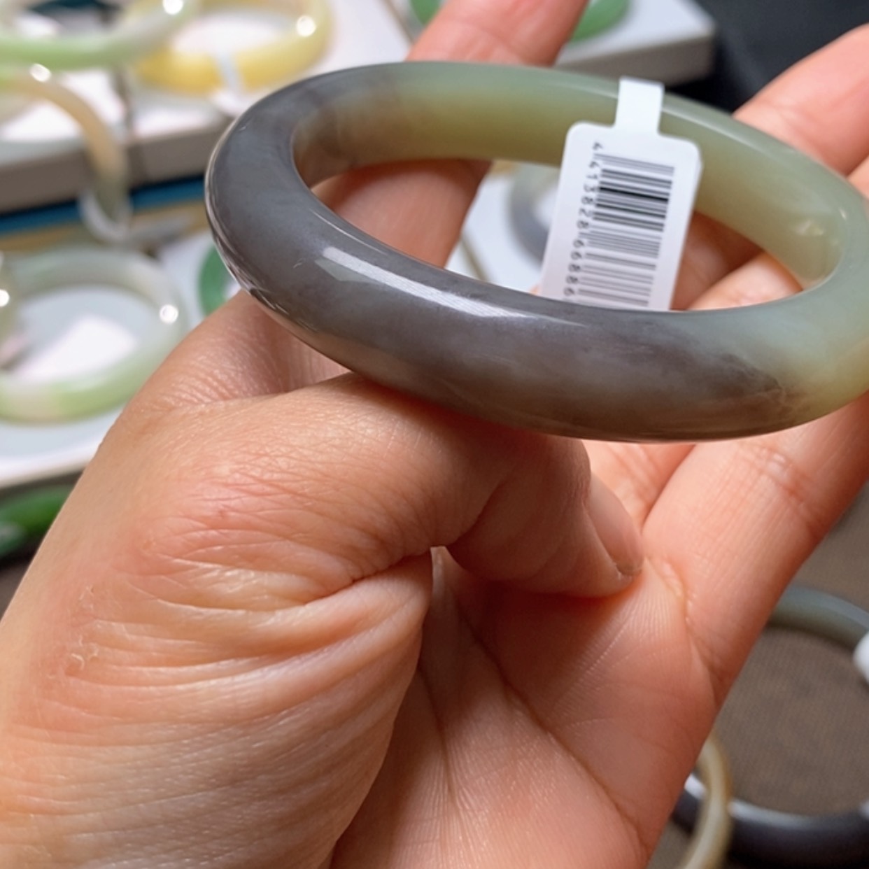 【闪购商品】和田玉手镯未镶嵌