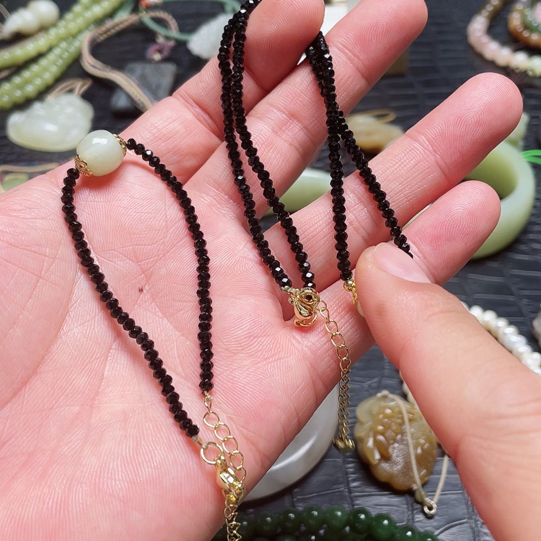 手链未镶嵌和田玉